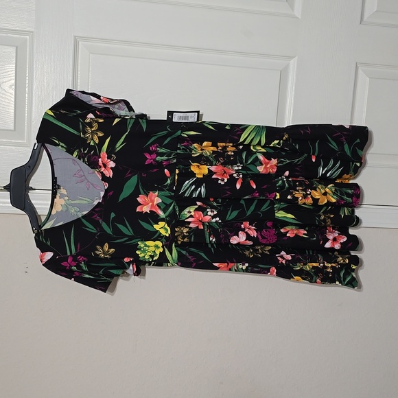Tiana B. Floral dresses size S NWT - Picture 1 of 3